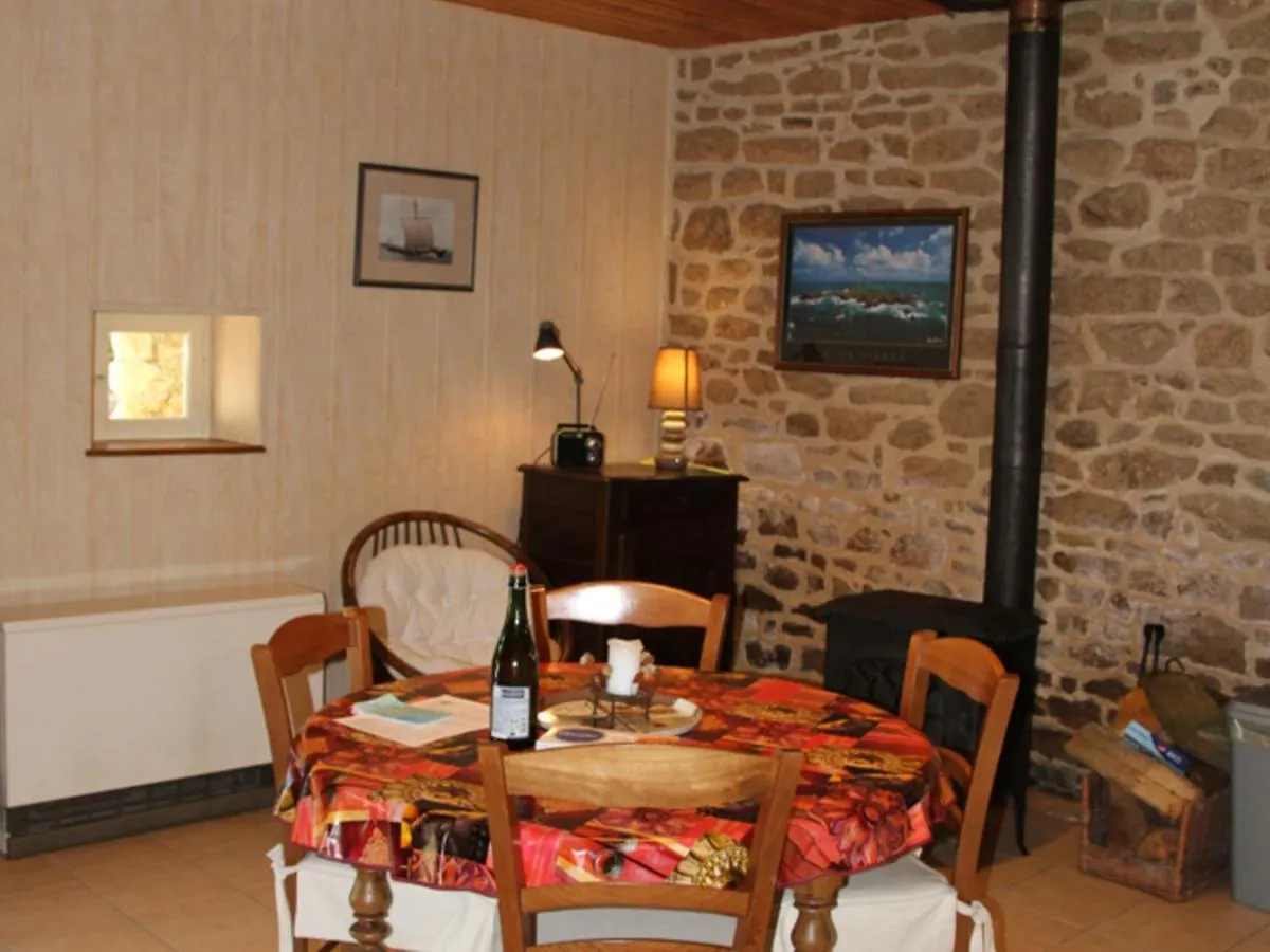 Gite Saint-Broladre, 2 Pieces, 3 Personnes - Fr-1-538-131 0*, Saint-Broladre France